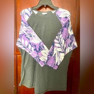 LuLaRoe Randy Tee